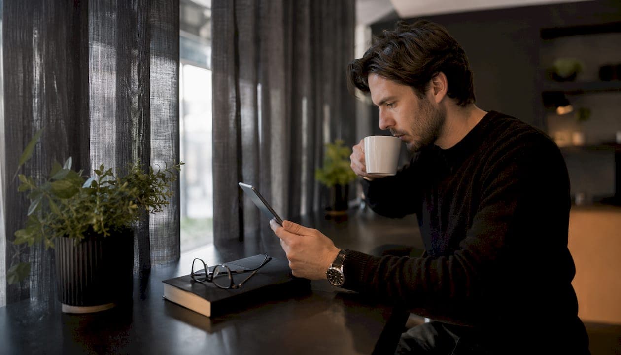 How to compare local skin studios for men in the UK
