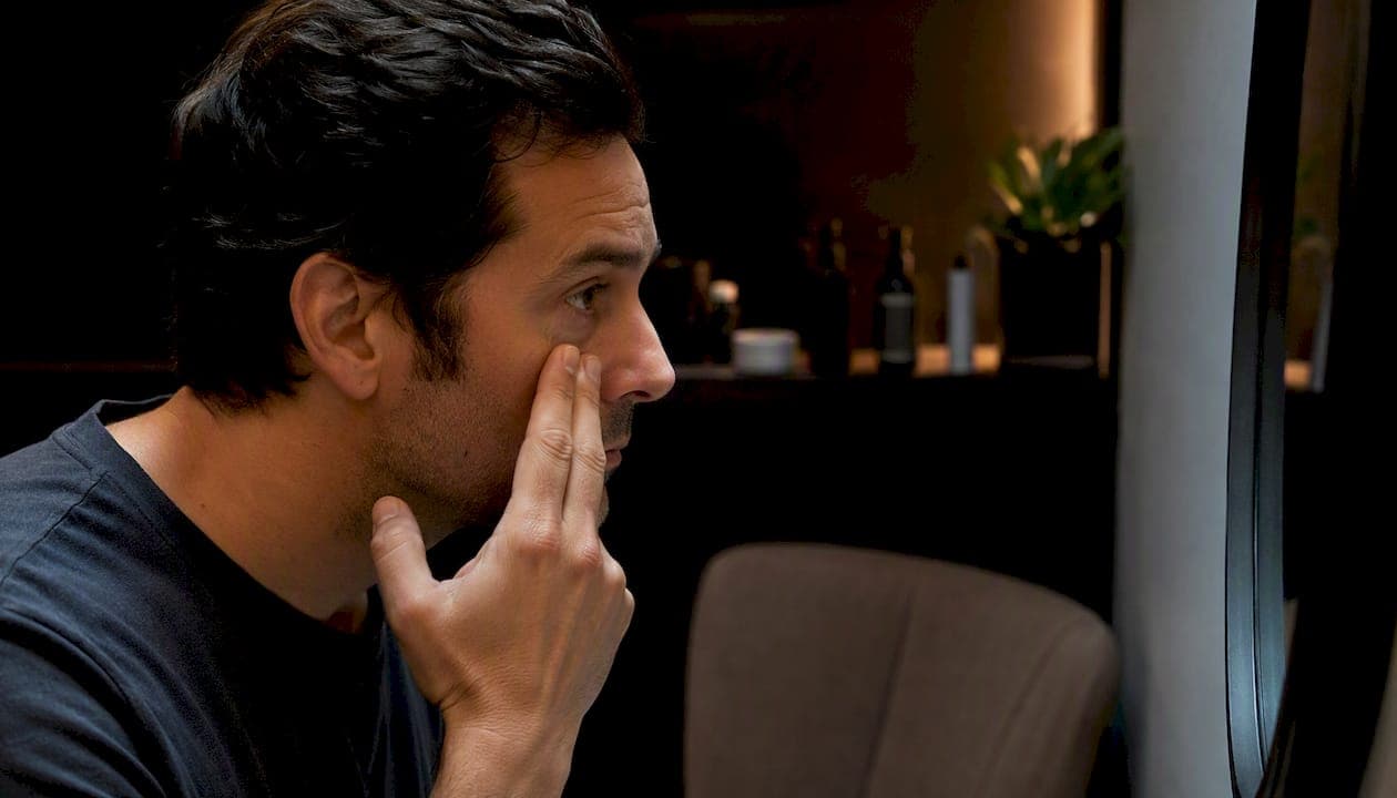 Under-eye bags in men: treatments that actually work