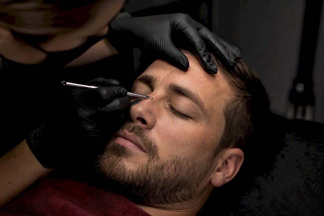 30–45 Minute Clinic Visit: Blackhead Removal for Men, Time Your Shave