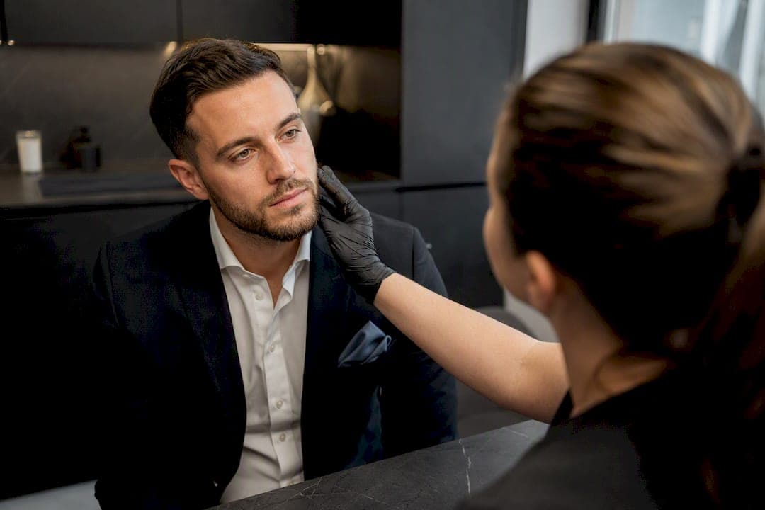 Liverpool Grooms: Start Wedding Skin Prep 3–6 Months With Clinic Plan