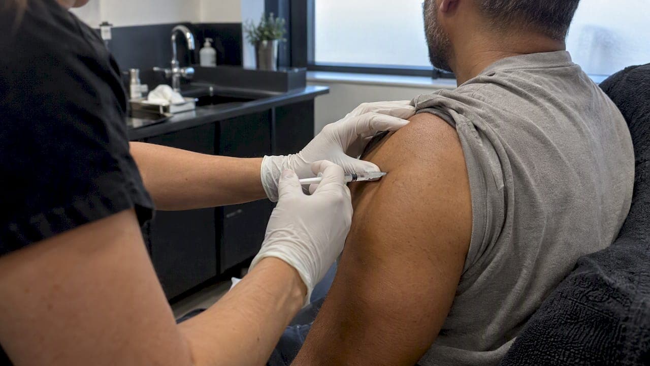 B Complex Injection Benefits: What the Evidence Says